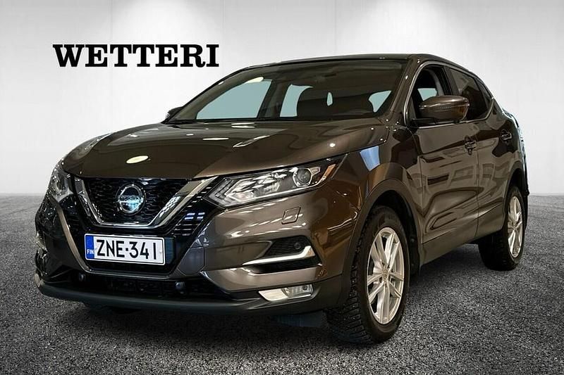 Käytetty Nissan Qashqai N-Connecta 159 HP (116 kW) 2020 Ruskea Katumaasturi