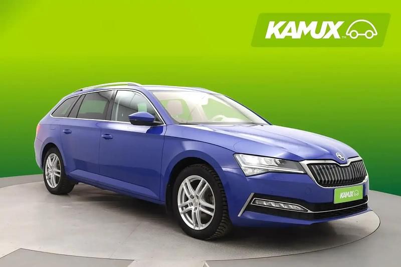 Käytetty Skoda Superb Ambition 218 HP (160 kW) 2024 Sininen Farmari