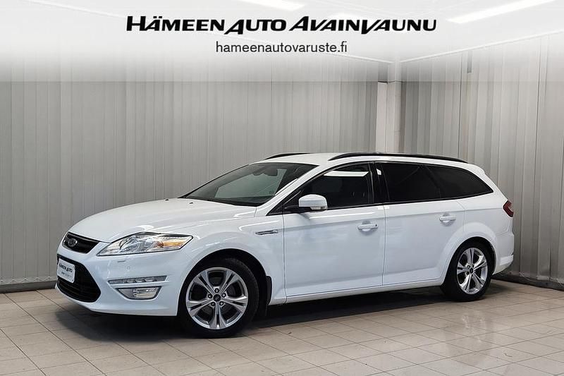 Valkoinen Käytetty 2013 Ford Mondeo Titanium Farmari | 9 500 € (Perustarjous) - Kuva 1/4