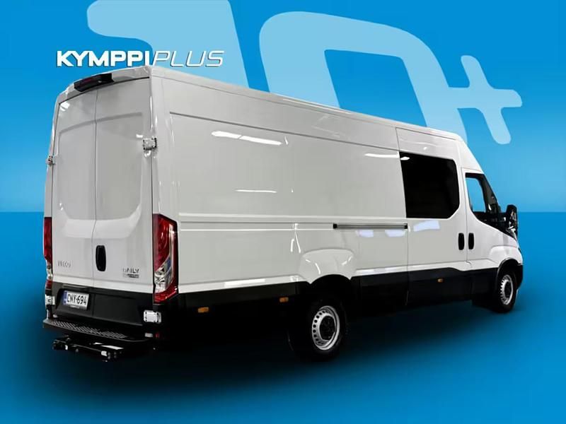Käytetty Iveco Daily 179 HP (131 kW) 2019