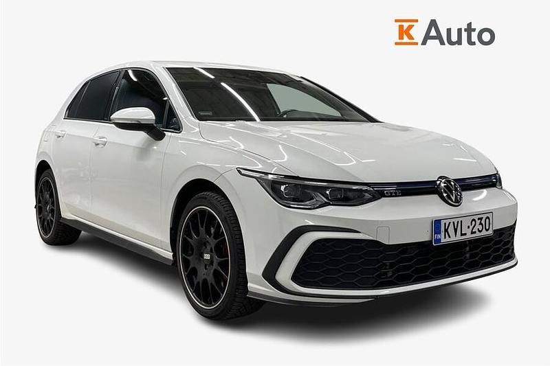 Käytetty 2021 VW Golf VIII GTE Viistoperä | 23 900 € (Perustarjous) - Kuva 1/3