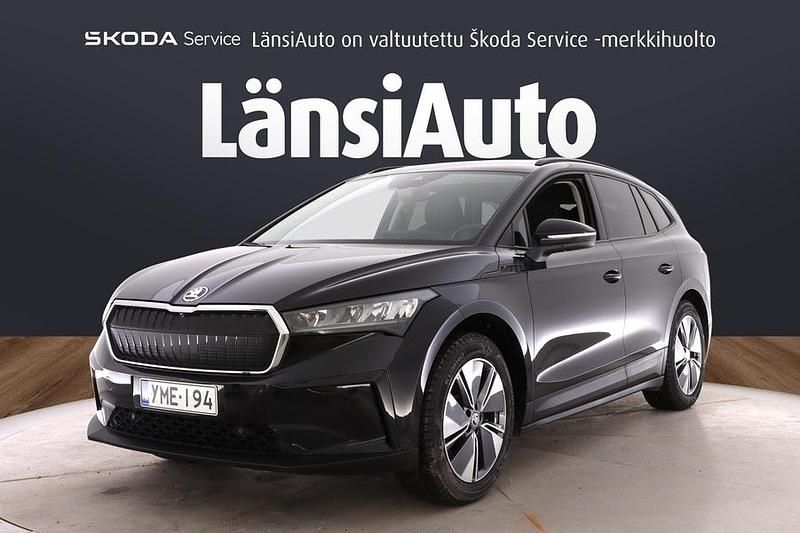 Käytetty Skoda Enyaq iV Loft 132 kW (180 HP) 2022 Musta Katumaasturi