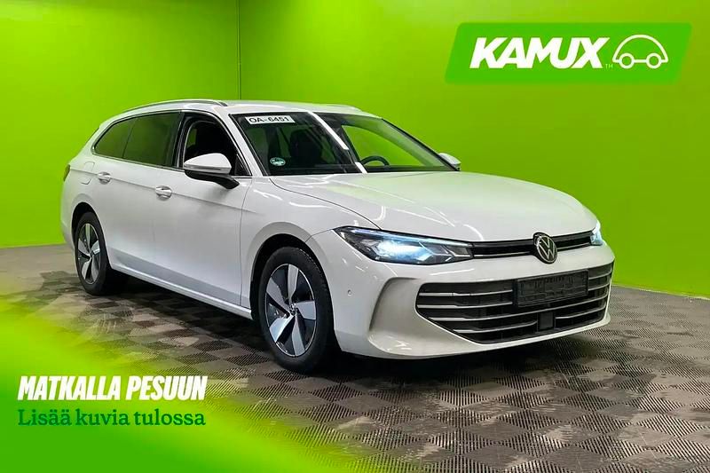 Käytetty VW Passat Business 150 HP (110 kW) 2025 Valkoinen Farmari