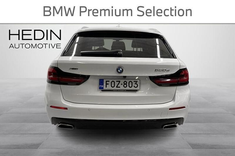 Käytetty BMW 530e 292 HP (214 kW) 2022 Valkoinen Farmari