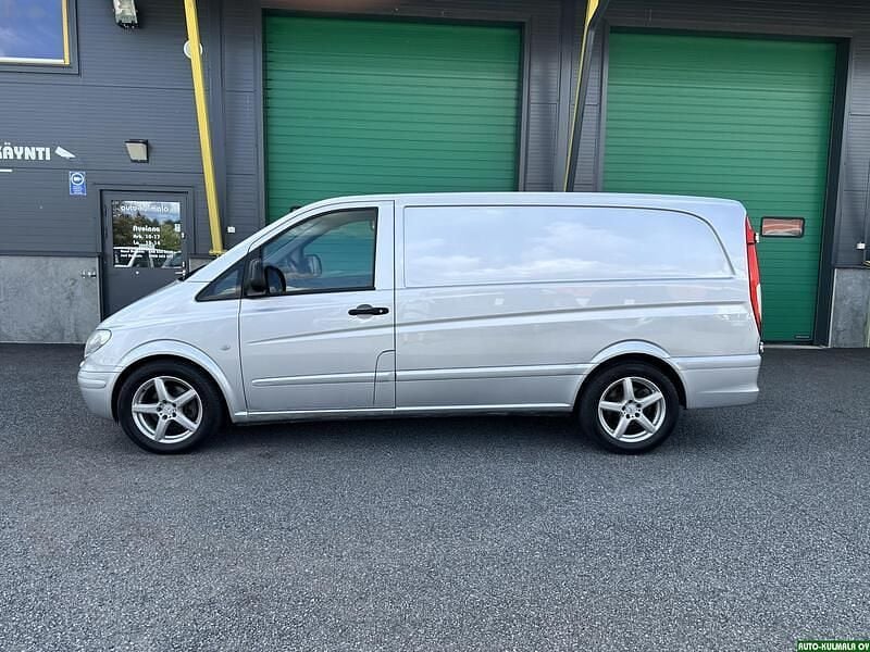 Hopea Käytetty 2008 Mercedes Vito Tila-auto | 11 500 € - Kuva 1/4