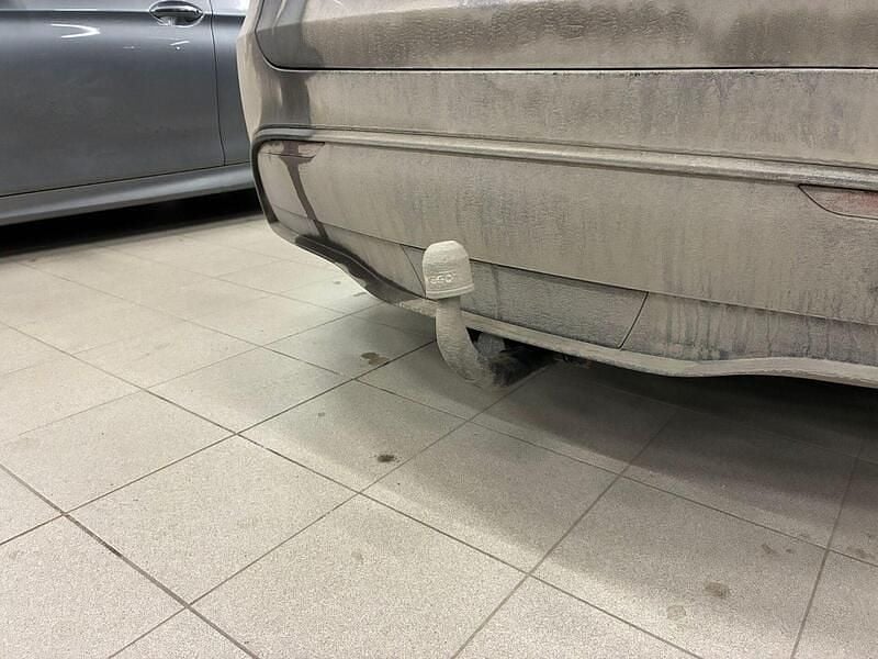 Käytetty Tesla Model Y 258 kW (351 HP) 2023 Katumaasturi