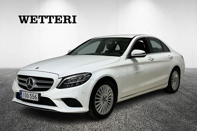 Valkoinen Käytetty 2019 Mercedes C180 Avantgarde Sedan | 18 700 € (Supertarjous) - Kuva 1/4