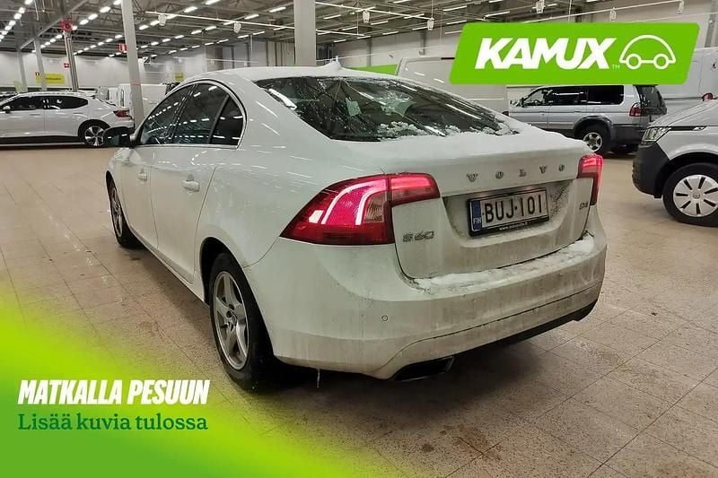 Käytetty Volvo S60 Business Edition 181 HP (133 kW) 2015 Valkoinen Sedan