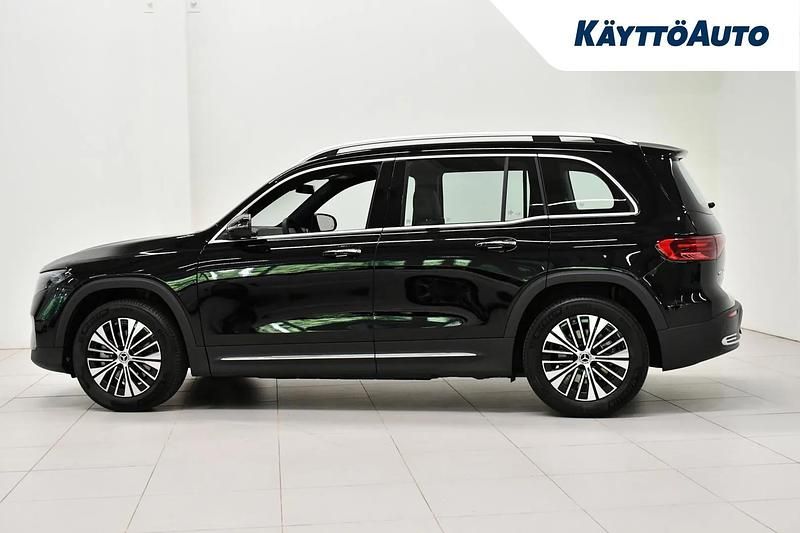 Käytetty Mercedes EQB300 Business 167 kW (228 HP) 2025 Yönmusta Katumaasturi