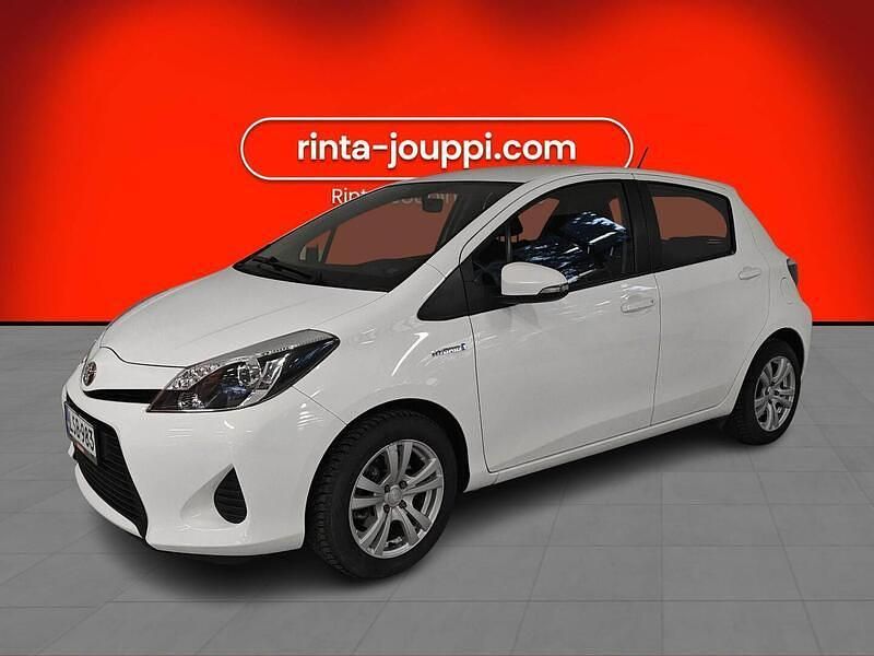 Valkoinen Käytetty 2013 Toyota Yaris Hybrid Sol Viistoperä | 12 780 € (Perustarjous) - Kuva 1/3