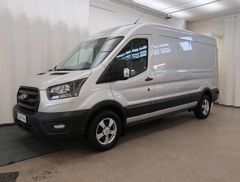 Käytetty Ford Transit Trend 131 HP (96 kW) 2022 Harmaa Van