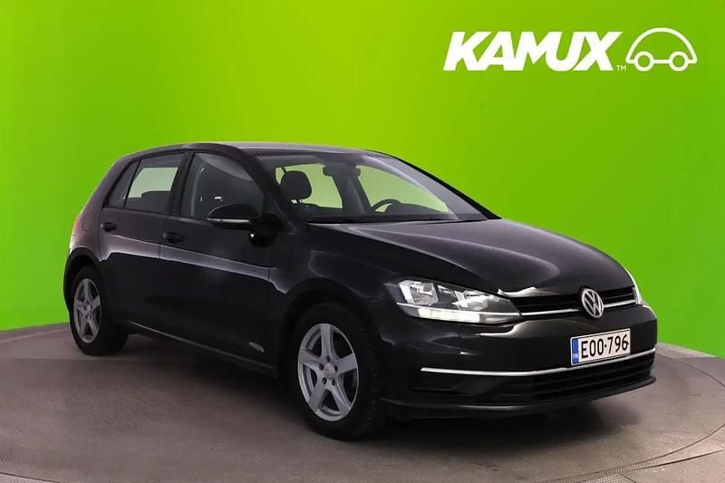 Musta Käytetty 2017 VW Golf VII Comfortline Sedan | 12 490 € (Hieman kallis) - Kuva 1/4