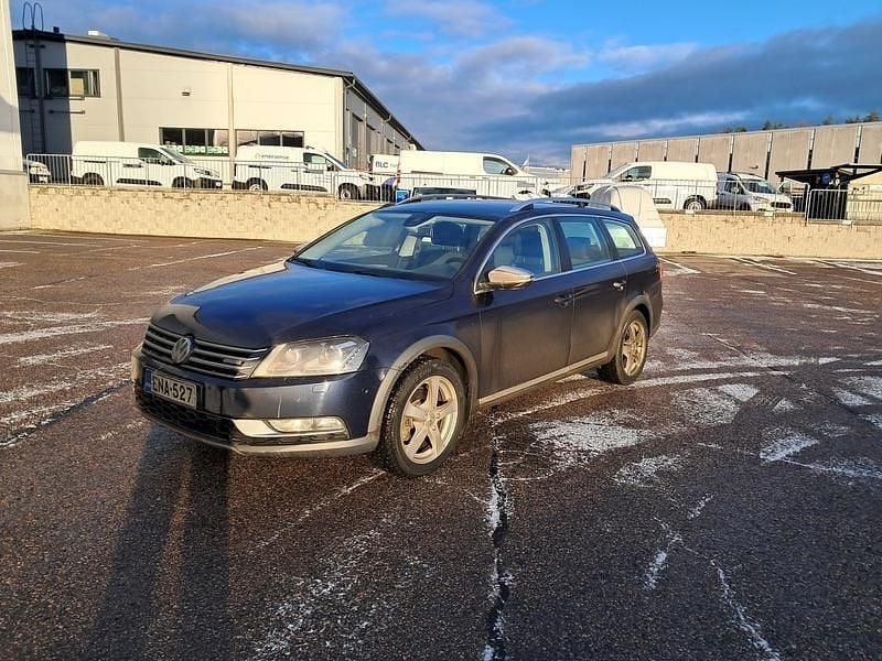 Käytetty 2014 VW Passat Alltrack Farmari | 8 900 € (Perustarjous) - Kuva 1/3