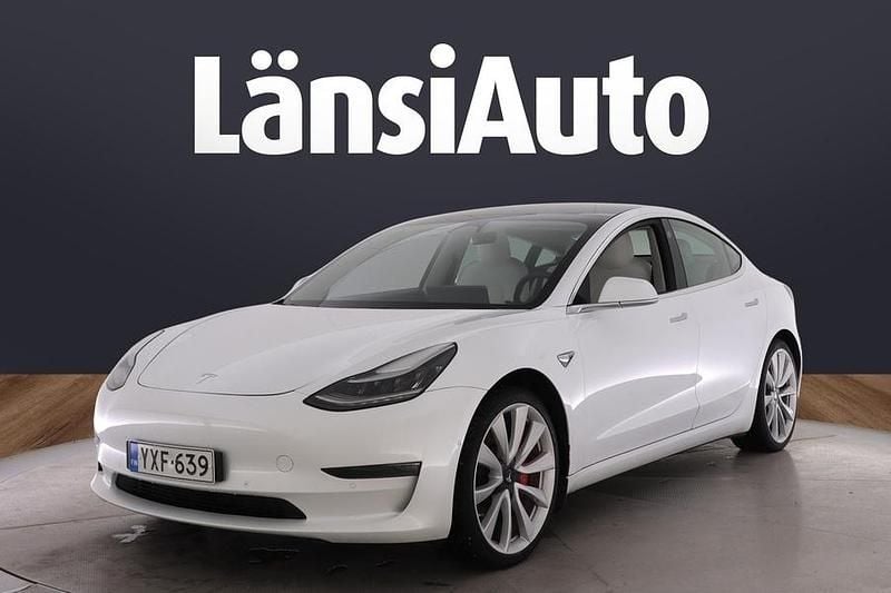 Käytetty Tesla Model 3 Performance 339 kW (462 HP) 2020 Valkoinen Sedan