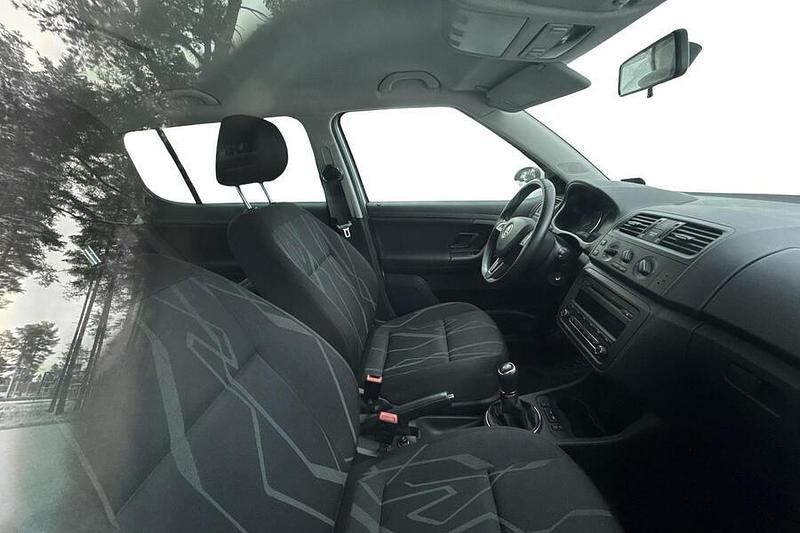 Käytetty Skoda Fabia Fresh 86 HP (63 kW) 2014 Viistoperä