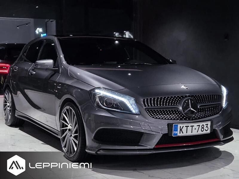 Käytetty Mercedes A250 Business 211 HP (155 kW) 2013 Farmari