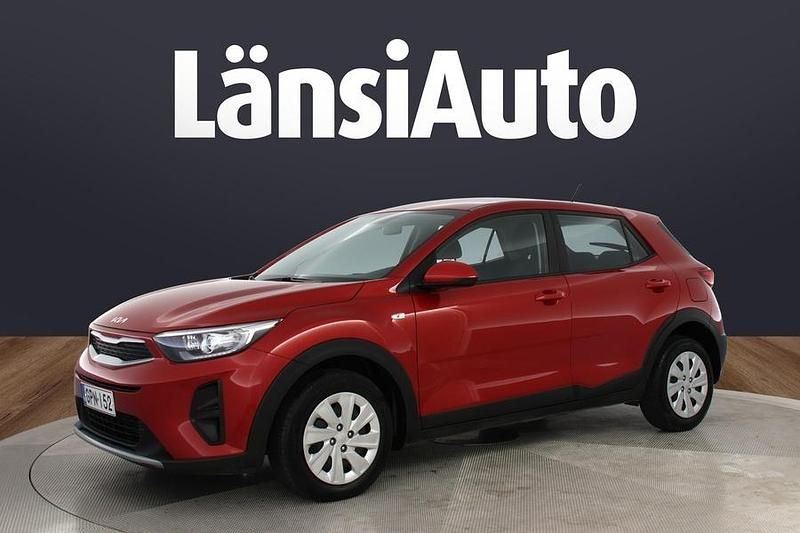 Käytetty Kia Stonic LX 101 HP (74 kW) 2023 Punainen Katumaasturi