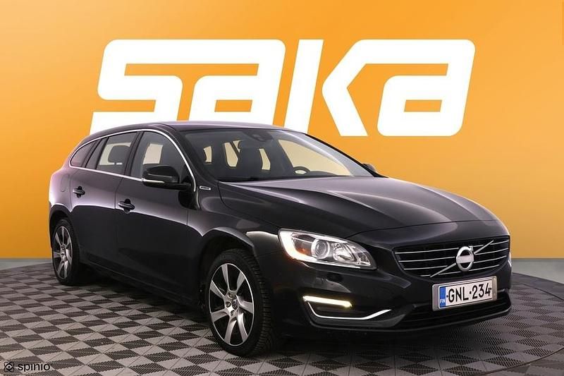 Käytetty 2013 Volvo V60 Summum Farmari | 13 400 € (Perustarjous) - Kuva 1/3