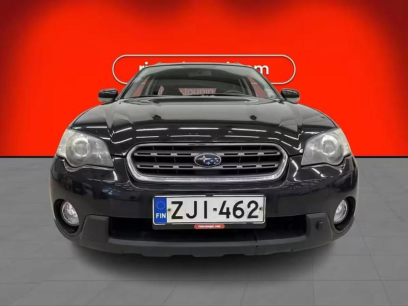 Käytetty Subaru Outback 2005 Farmari