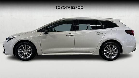 Käytetty Toyota Corolla Edition 140 HP (102 kW) 2025 Harmaa Farmari