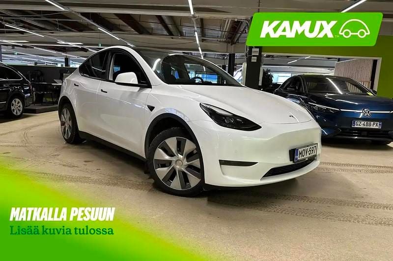 Käytetty Tesla Model Y 258 kW (351 HP) 2022 Valkoinen Katumaasturi