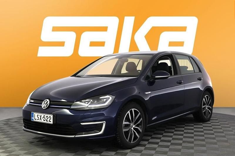 Käytetty VW e-Golf 100 kW (136 HP) 2019 Viistoperä