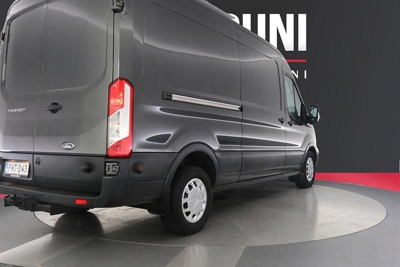 Käytetty Ford Transit Business Edition 131 HP (96 kW) 2019 Harmaa Van