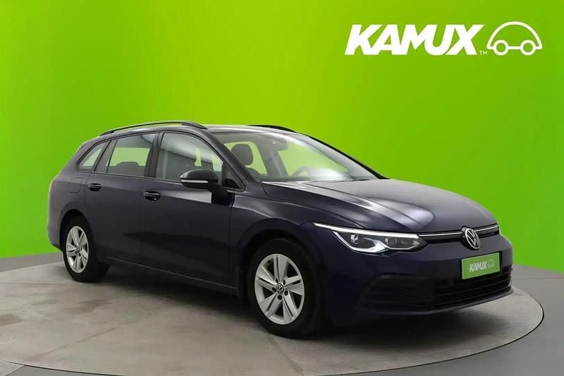 Sininen Käytetty 2021 VW Golf VIII Farmari | 16 890 € (Hieman kallis) - Kuva 1/4