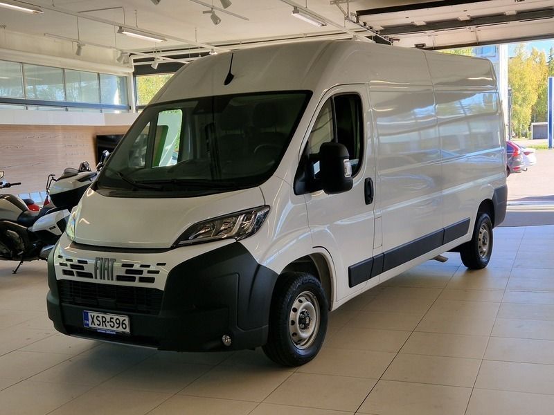 Valkoinen Käytetty 2024 Fiat Ducato Van | 41 990 € - Kuva 1/4