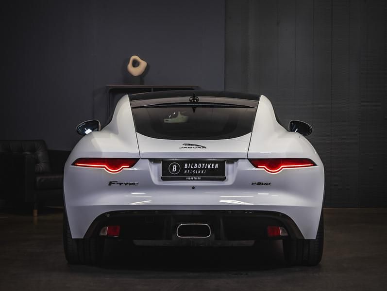 Käytetty Jaguar F-Type 301 HP (221 kW) 2020 Coupe - kaksiovinen