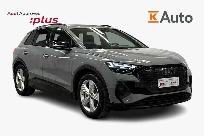 Harmaa Uusi 2025 Audi Q4 e-tron S-Line Katumaasturi | 54 900 € (Hyvä tarjous) - Kuva 1/4