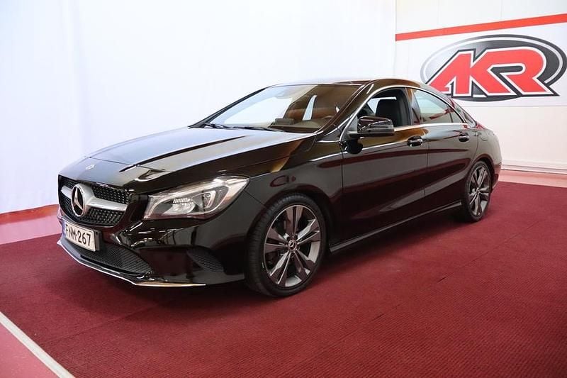 Käytetty 2019 Mercedes A180 Edition Coupe - kaksiovinen | 22 750 € (Perustarjous) - Kuva 1/4