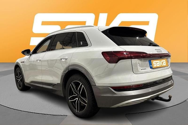 Käytetty Audi e-tron 300 kW (408 HP) 2021 Katumaasturi