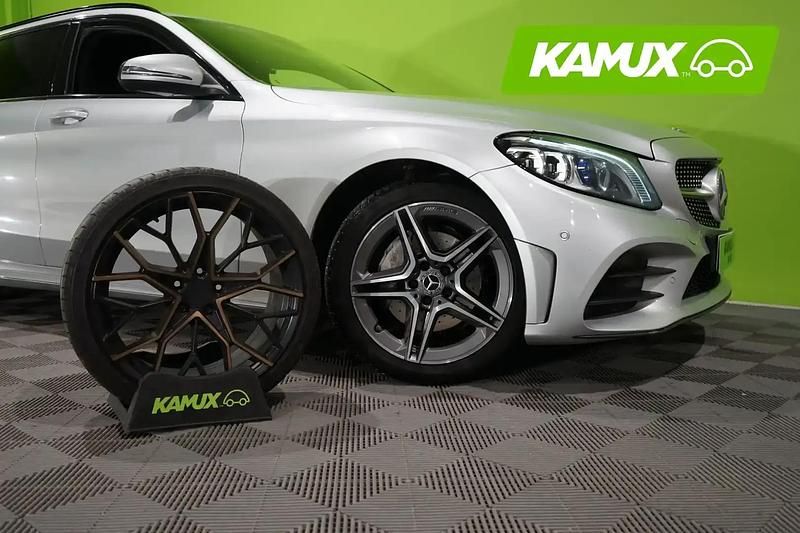 Käytetty Mercedes C220 AMG 194 HP (142 kW) 2019 Hopea / harmaa Farmari
