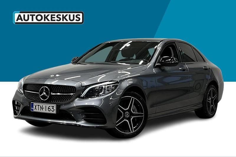 Harmaa Käytetty 2020 Mercedes C300e AMG Sedan | 32 990 € (Perustarjous) - Kuva 1/4
