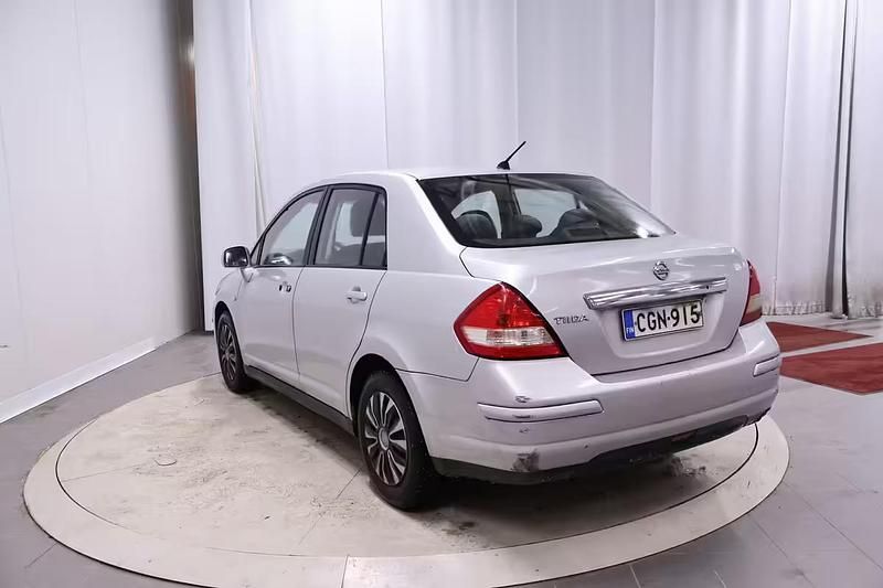 Käytetty Nissan Tiida Acenta 2007