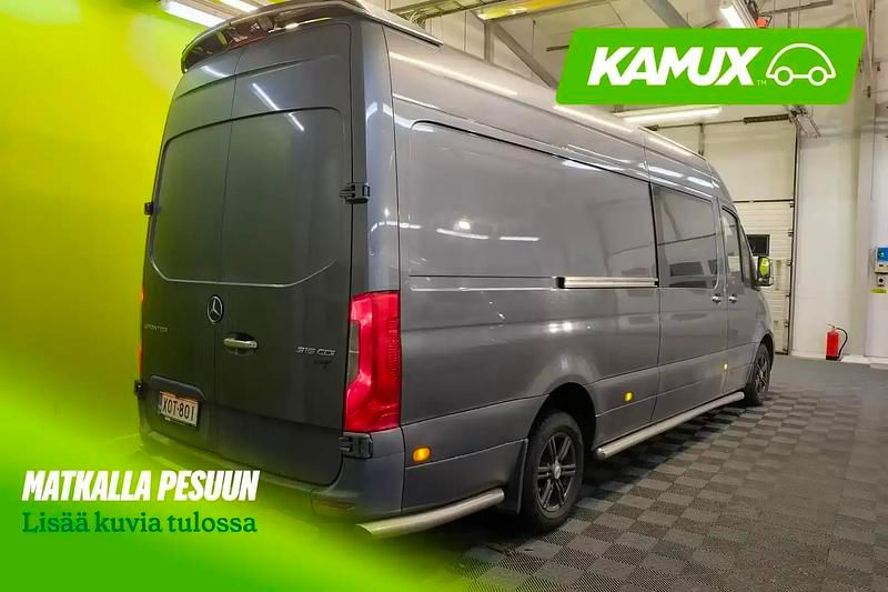 Käytetty Mercedes Sprinter 163 HP (119 kW) 2019 Hopea / harmaa Van