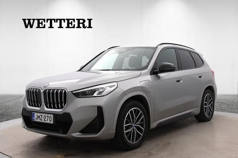 Hopea Käytetty 2023 BMW X1 M Sport Katumaasturi | 39 980 € (Perustarjous) - Kuva 1/4