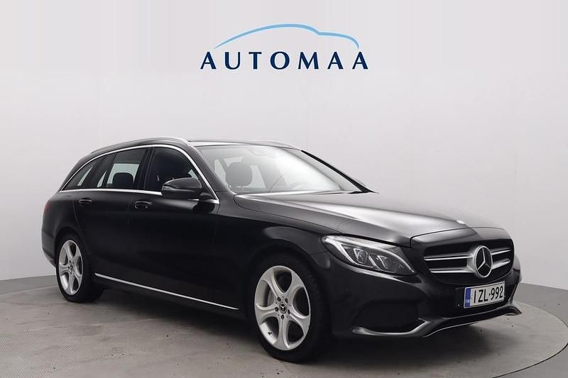 Käytetty Mercedes C350e Business 211 HP (155 kW) 2015 Musta Farmari