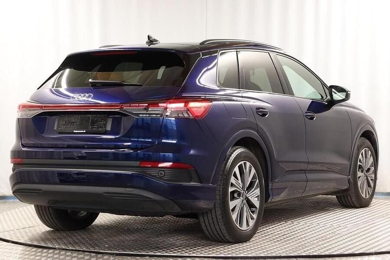 Käytetty Audi Q4 e-tron Comfort 150 kW (204 HP) 2022 Katumaasturi