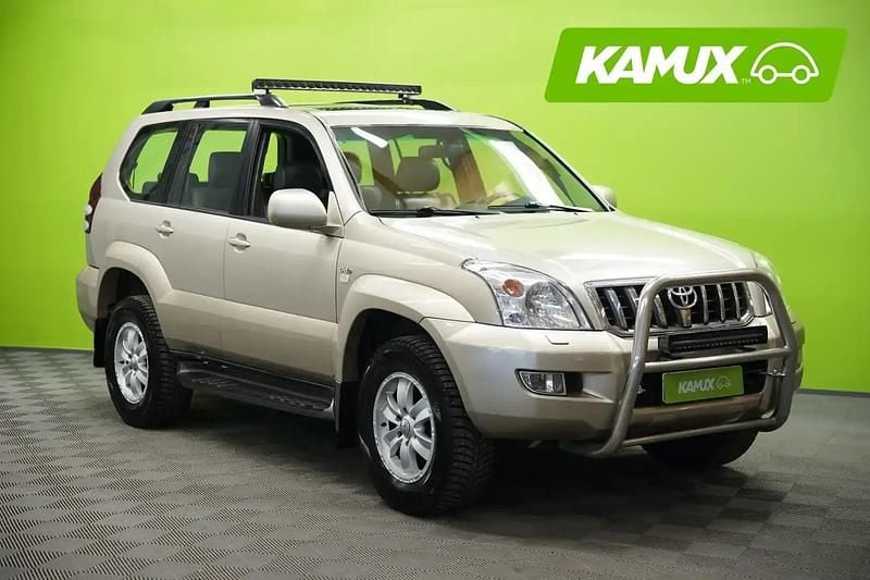 Käytetty Toyota Land Cruiser Executive 163 HP (119 kW) 2004 Keltainen / beige Tila-auto