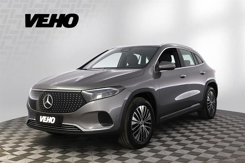 Harmaa Käytetty 2025 Mercedes EQA250+ Business Katumaasturi | 47 800 € (Perustarjous) - Kuva 1/4