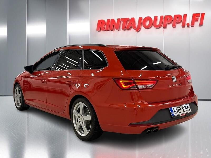 Käytetty Seat Leon ST FR 184 HP (135 kW) 2016 Farmari