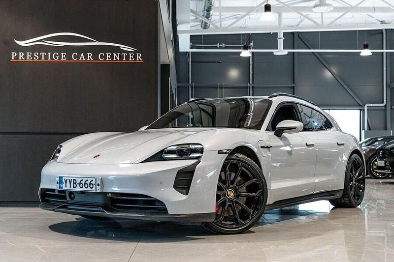 Käytetty 2022 Porsche Taycan Sport Turismo Sedan | 83 900 € (Perustarjous) - Kuva 1/3