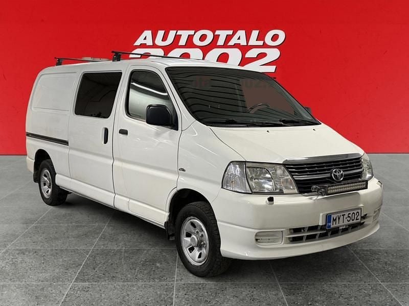 Käytetty Toyota HiAce 117 HP (86 kW) 2011 Valkoinen Van