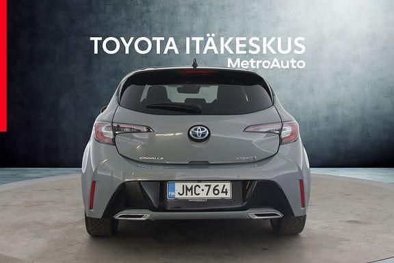 Käytetty Toyota Corolla Style 184 HP (135 kW) 2021 Harmaa Viistoperä