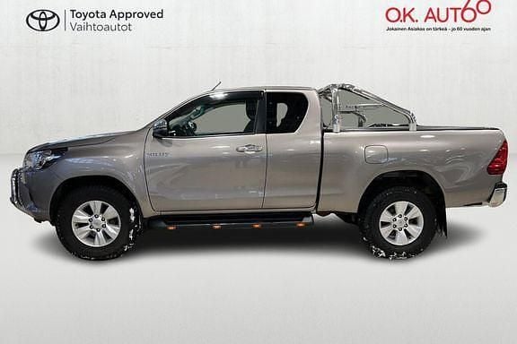 Käytetty Toyota HiLux Active 150 HP (110 kW) 2019 Ruskea (beige) Nouto