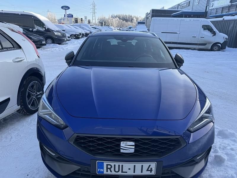 Käytetty Seat Leon FR 204 HP (150 kW) 2021 Sininen Farmari