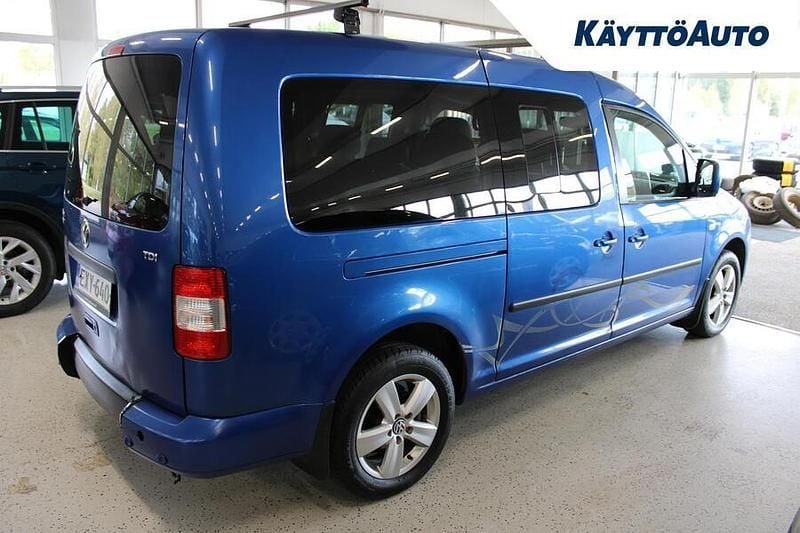 Käytetty VW Caddy 105 HP (77 kW) 2009 Sininen Tila-auto