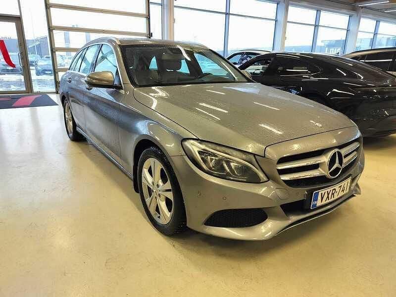Käytetty Mercedes C200 Business 184 HP (135 kW) 2014 Farmari